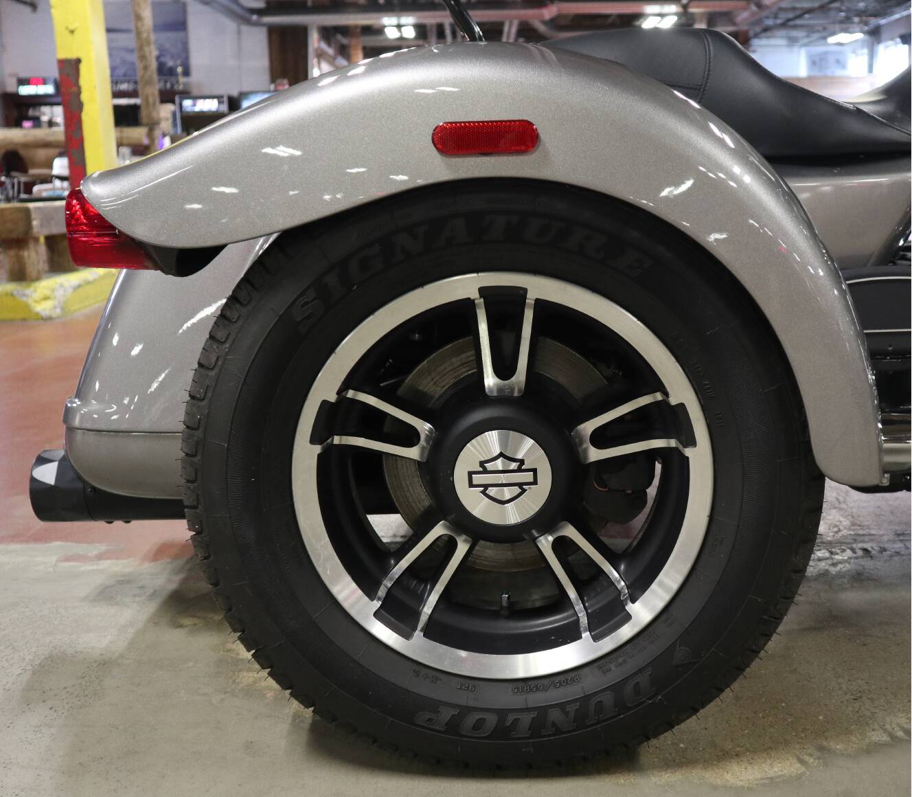 A photo of this 2017 Harley-Davidson Freewheeler