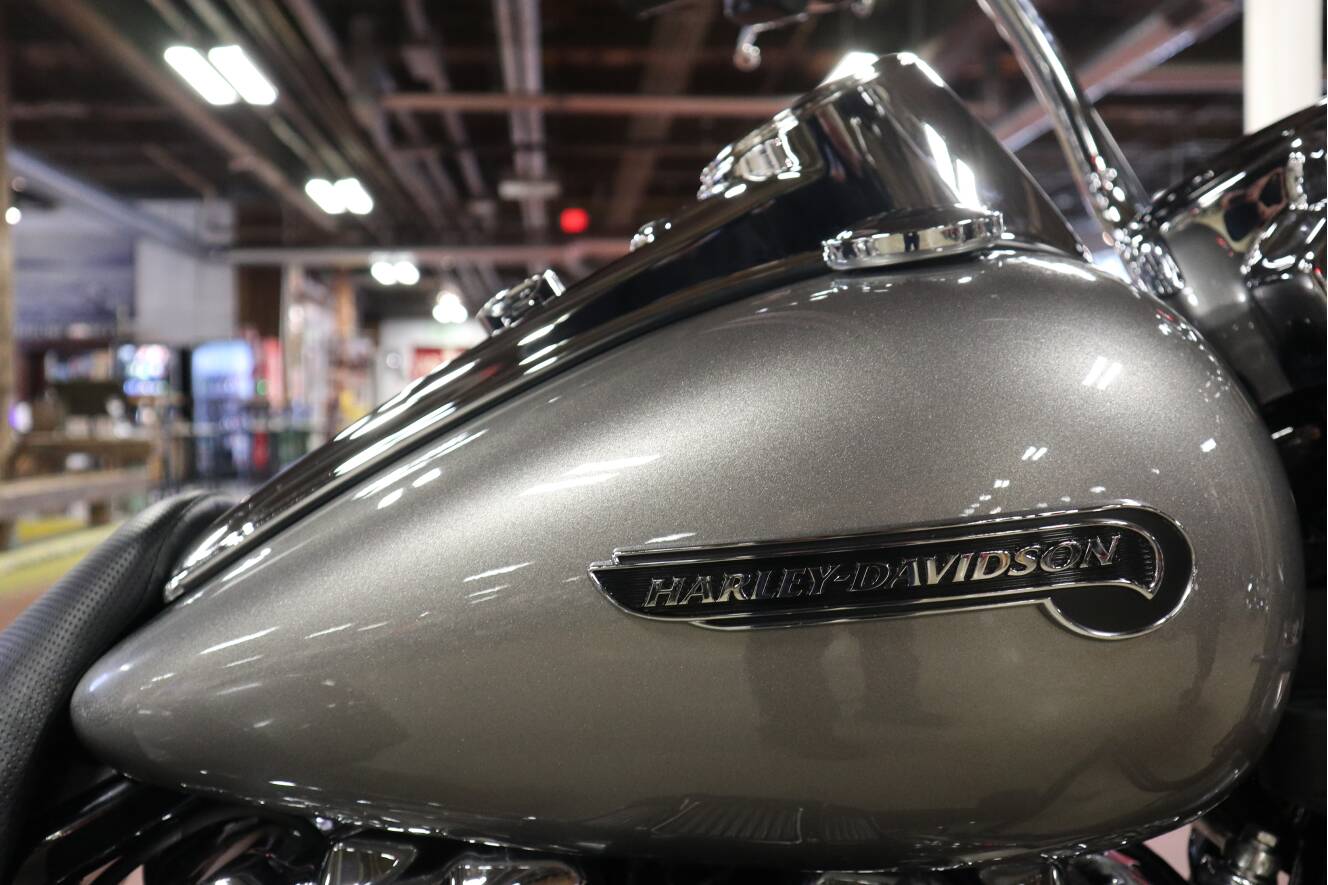A photo of this 2017 Harley-Davidson Freewheeler