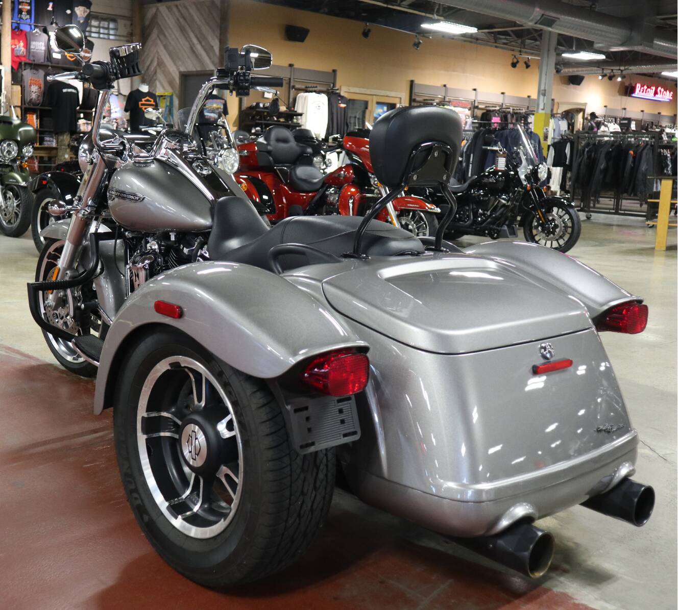A photo of this 2017 Harley-Davidson Freewheeler