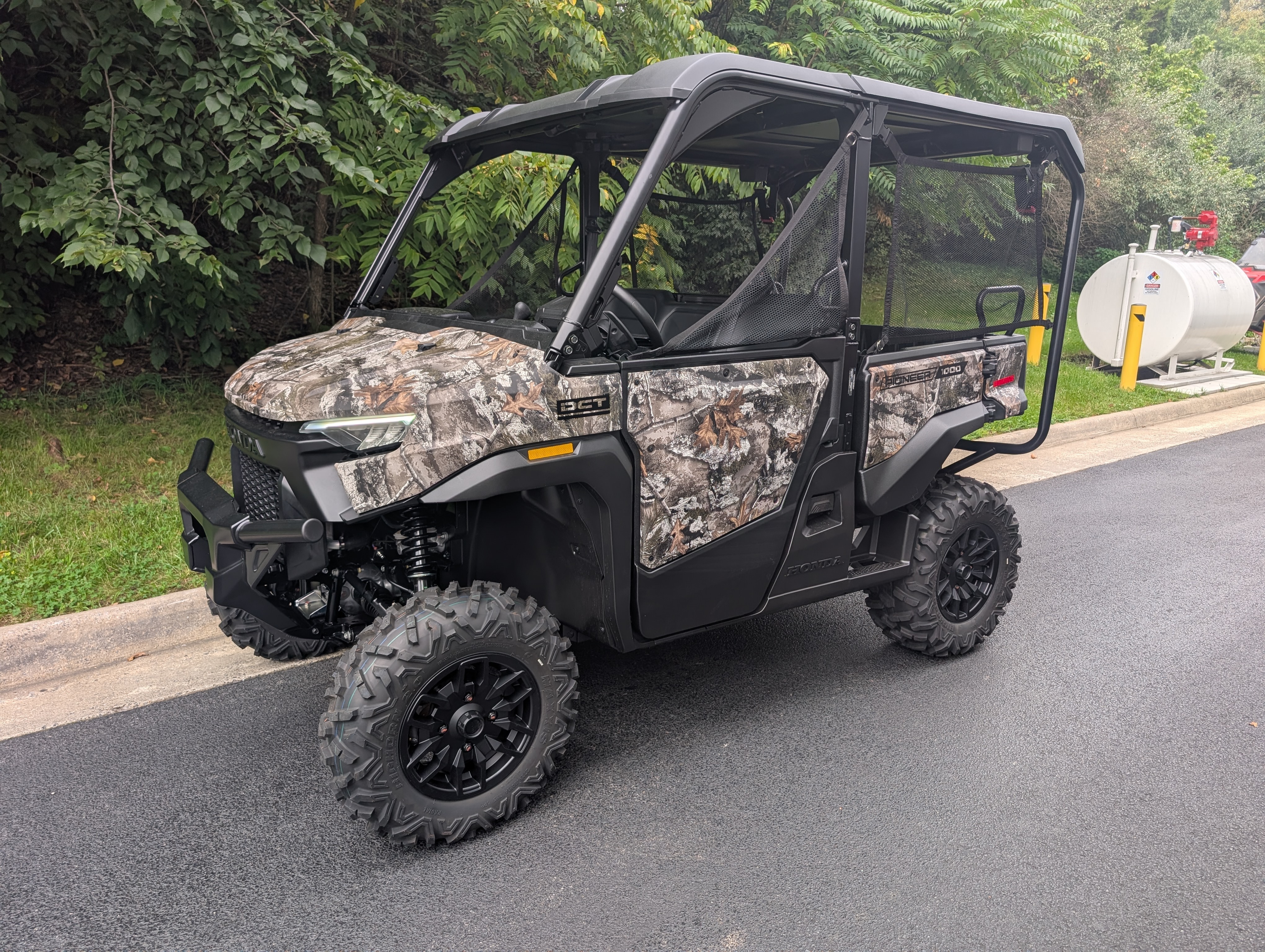 2026 Honda Pioneer 1000-5 Deluxe in cumberland MD