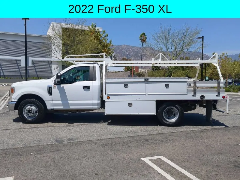 2022 FORD F350