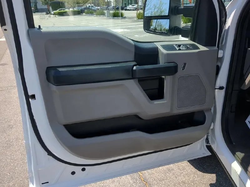2022 FORD F350