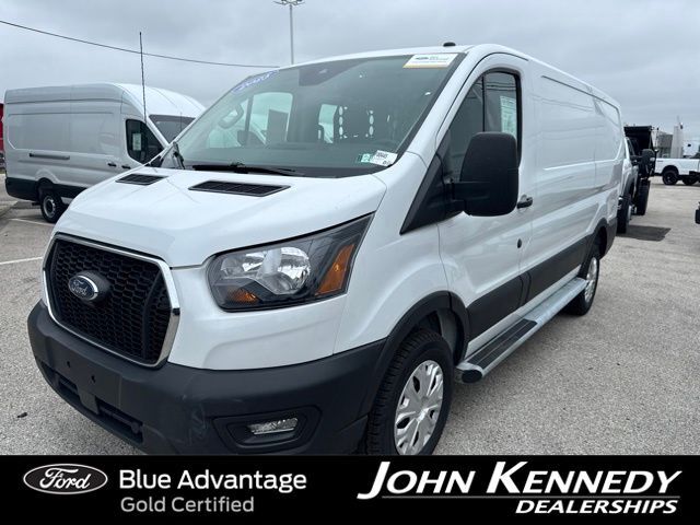 2025 FORD TRANSIT 250 in Conshohocken, PA