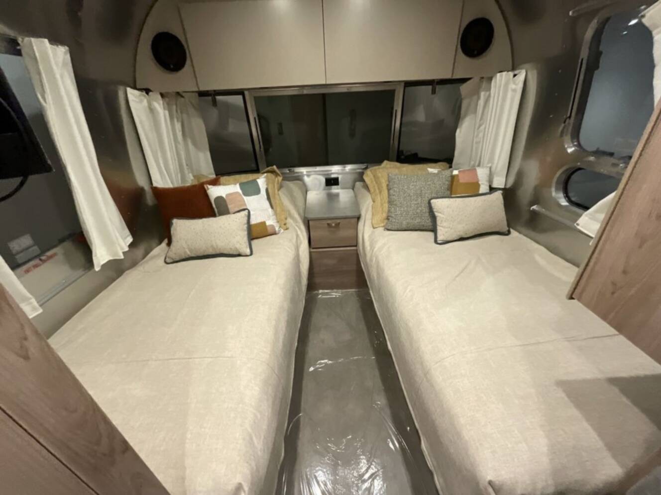 A photo of this 2027 Airstream Flying Cloud 23FB