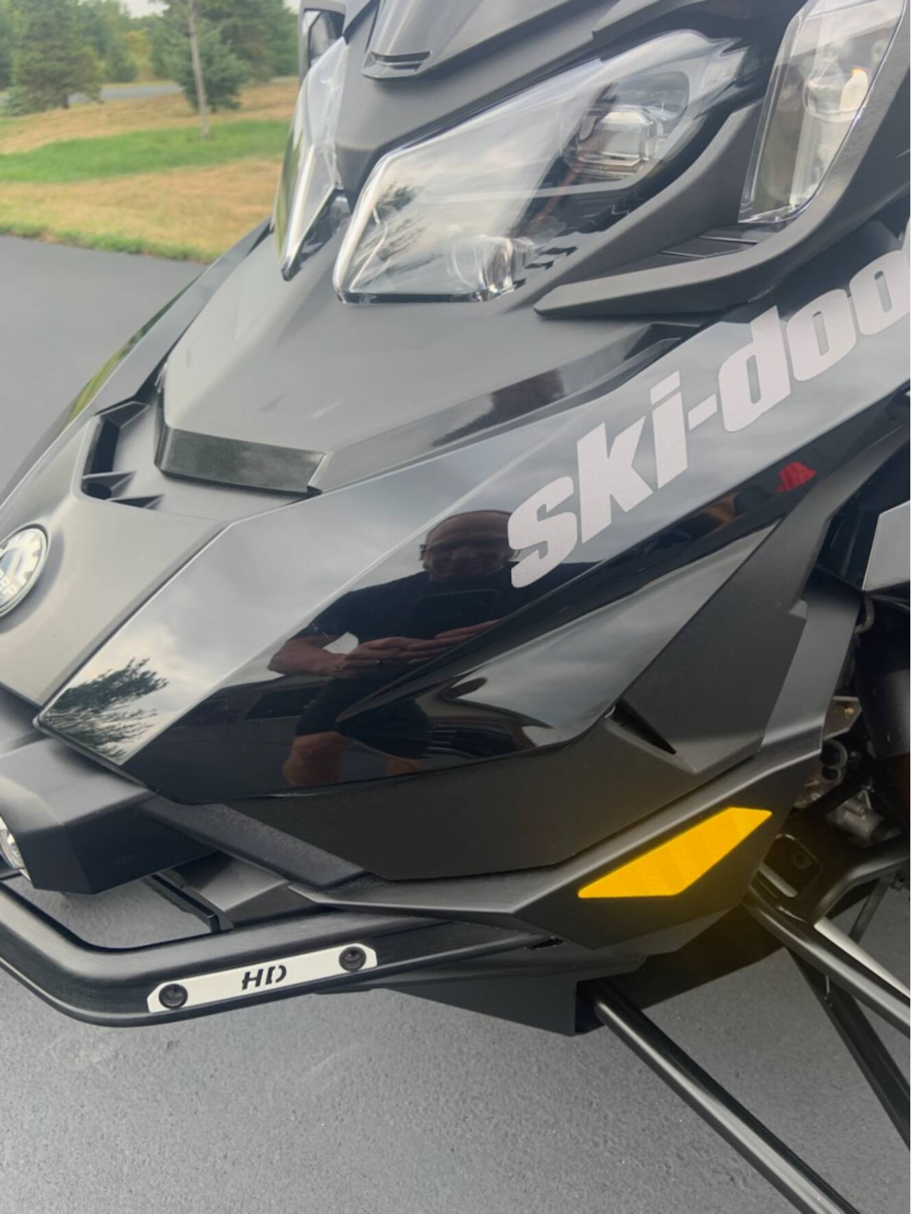 A photo of this 2025 Ski-Doo MXZ X RS 850 E TEC