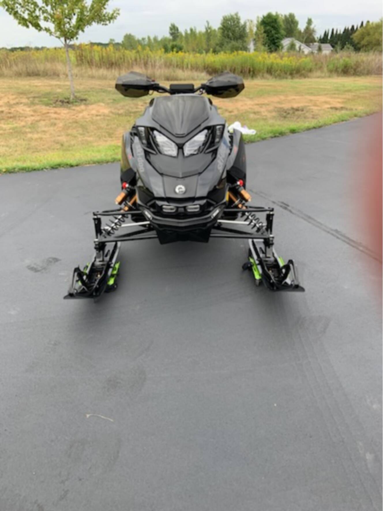 A photo of this 2025 Ski-Doo MXZ X RS 850 E TEC