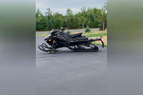 2025 Ski-Doo MXZ X RS 850 E TEC in new richmond WI