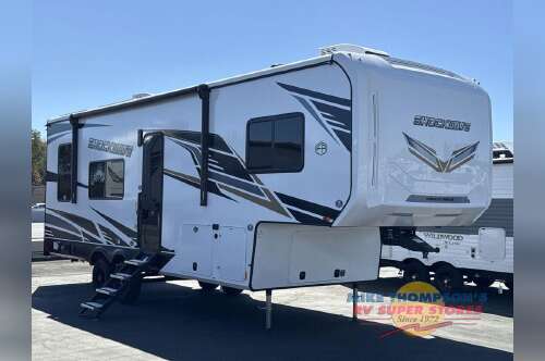 2027 Forest River Rv Shockwave 2800 in fountain valley CA