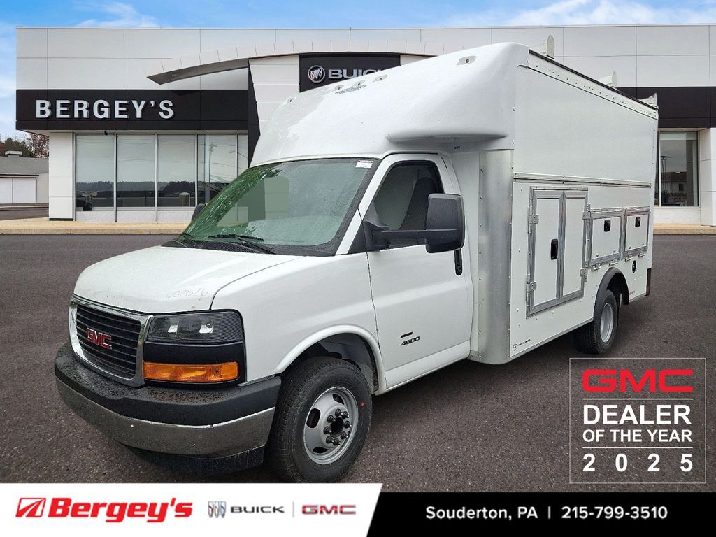 2026 GMC Savana Cutaway 4500 in Souderton, PA