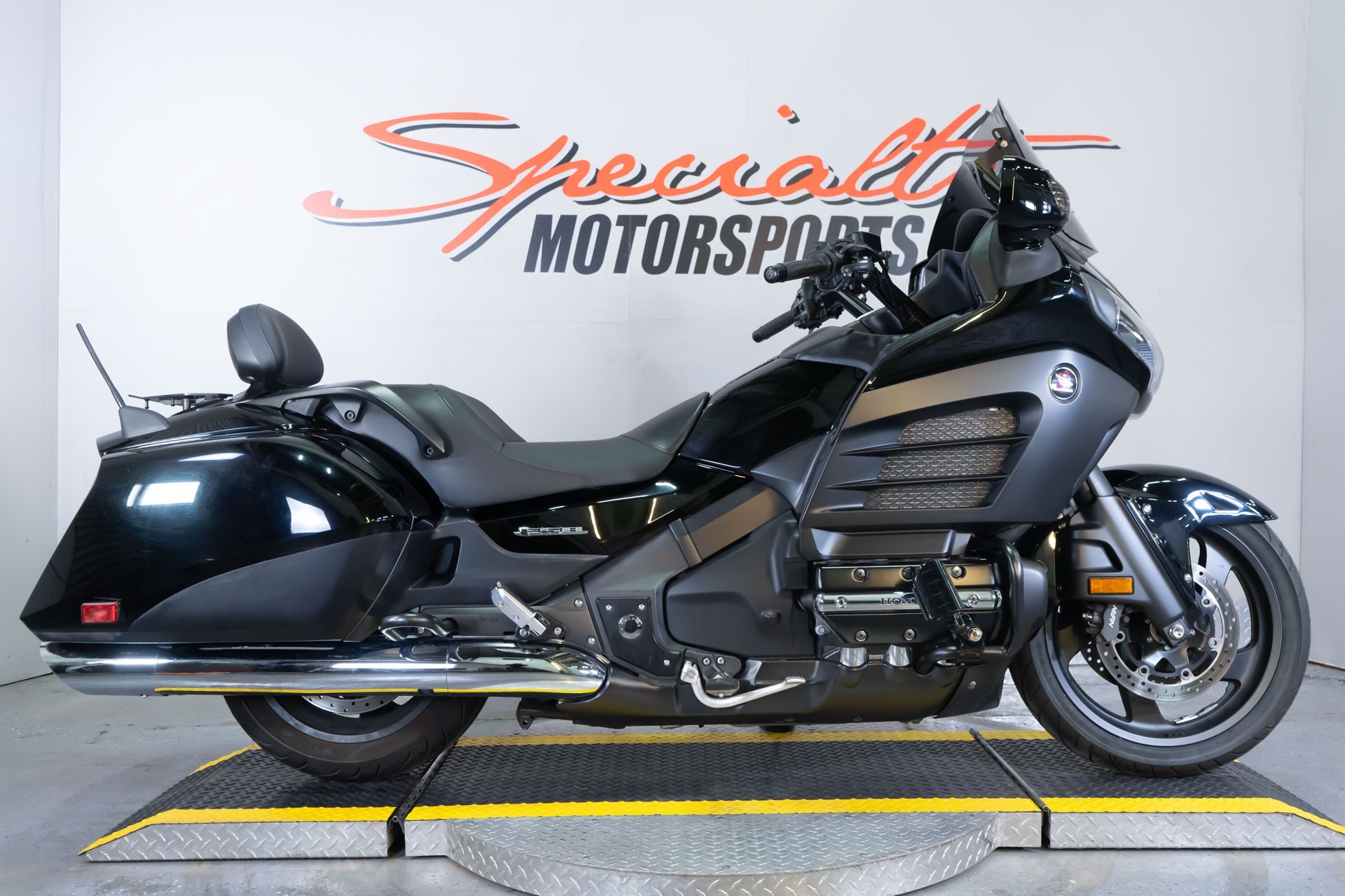 2013 Honda Gold Wing® F6B Deluxe F6B DELUXE in Sacramento, CA