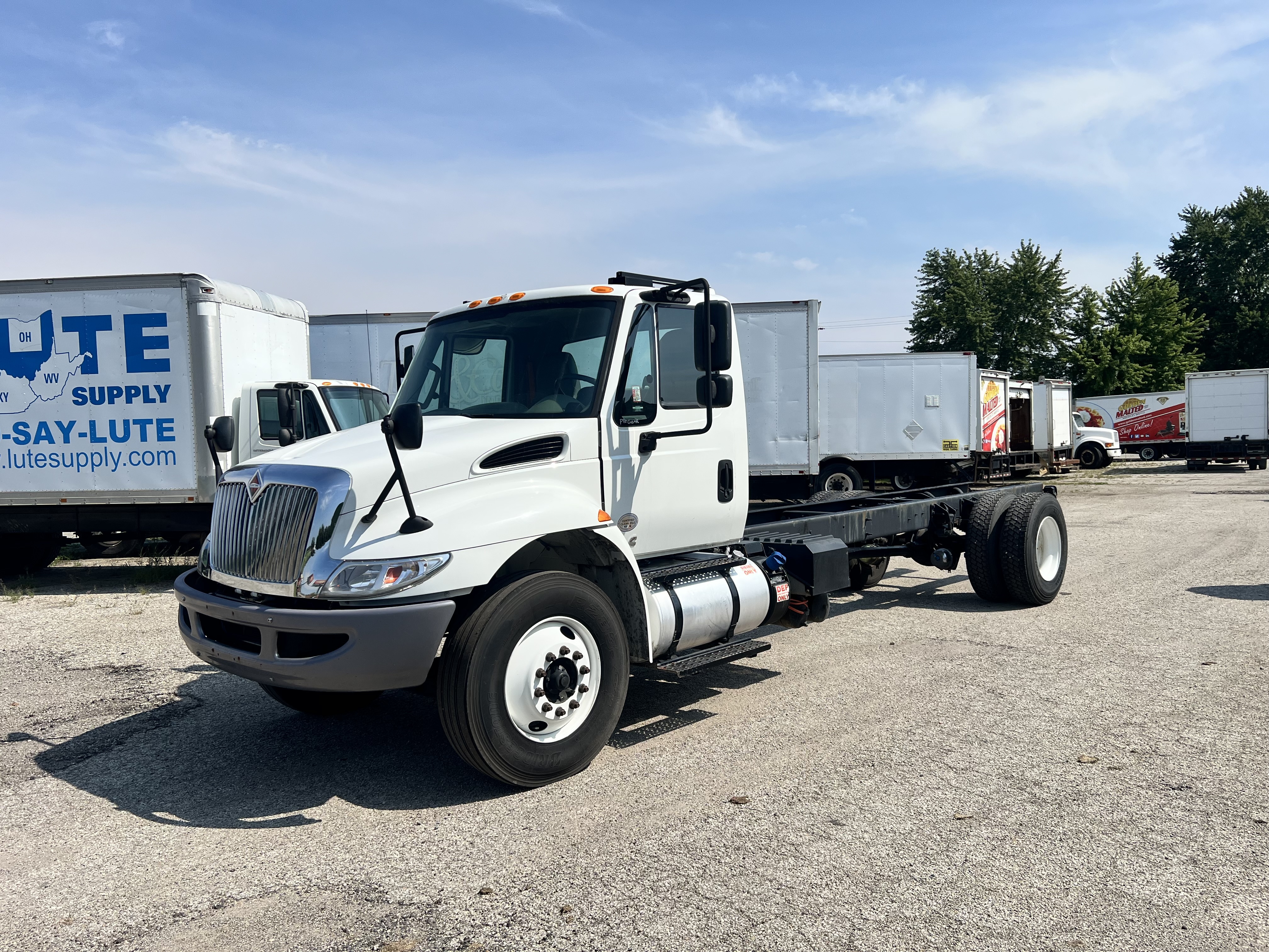 2019 INTERNATIONAL 4300 in Wawaka, IN