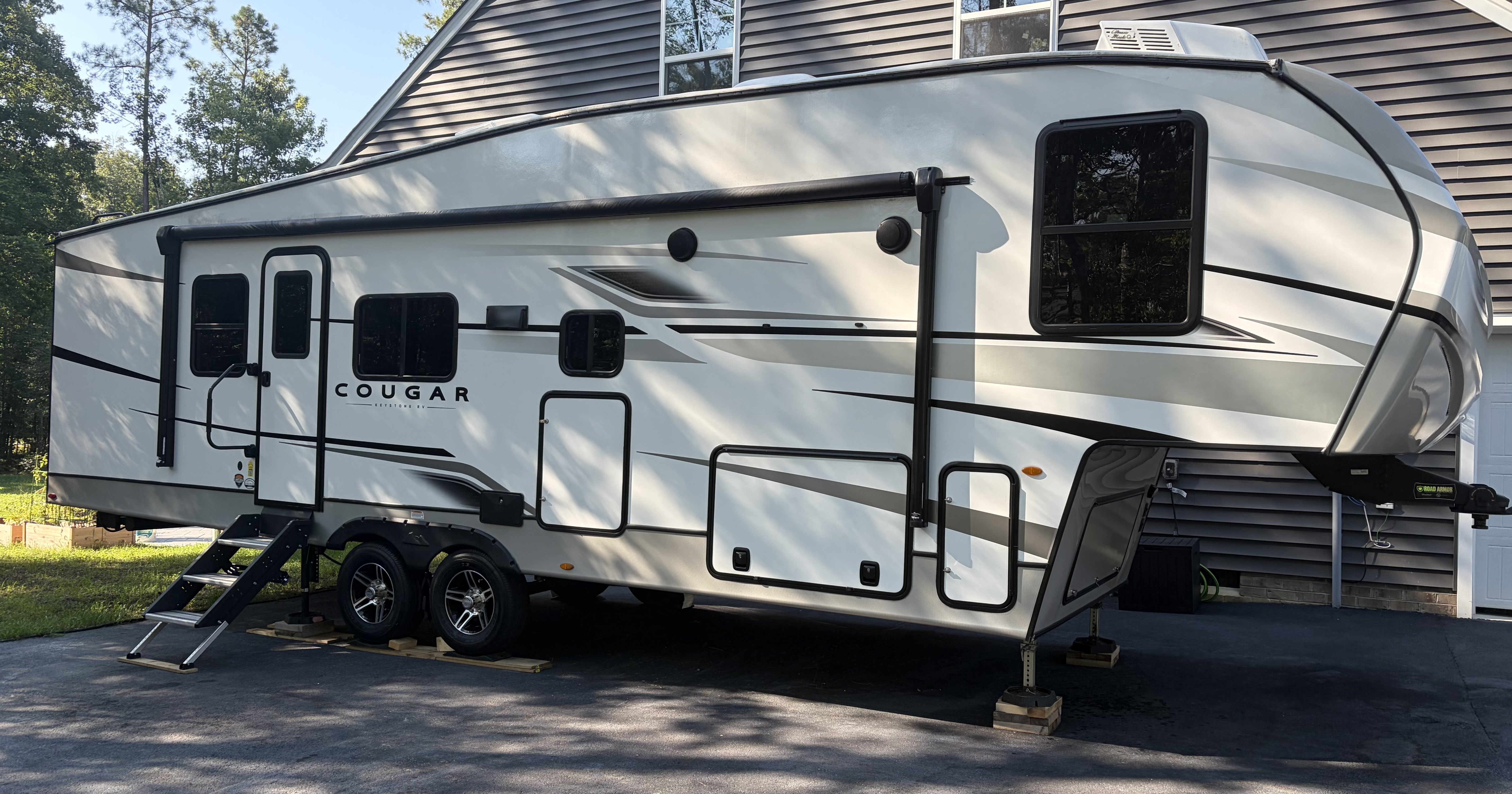 2023 Keystone COUGAR HALF-TON 29BHL RV