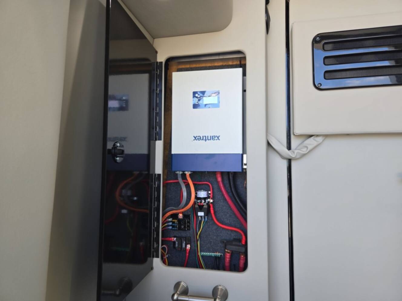 A photo of this 2027 Ultimate Toys COACH 170 STD