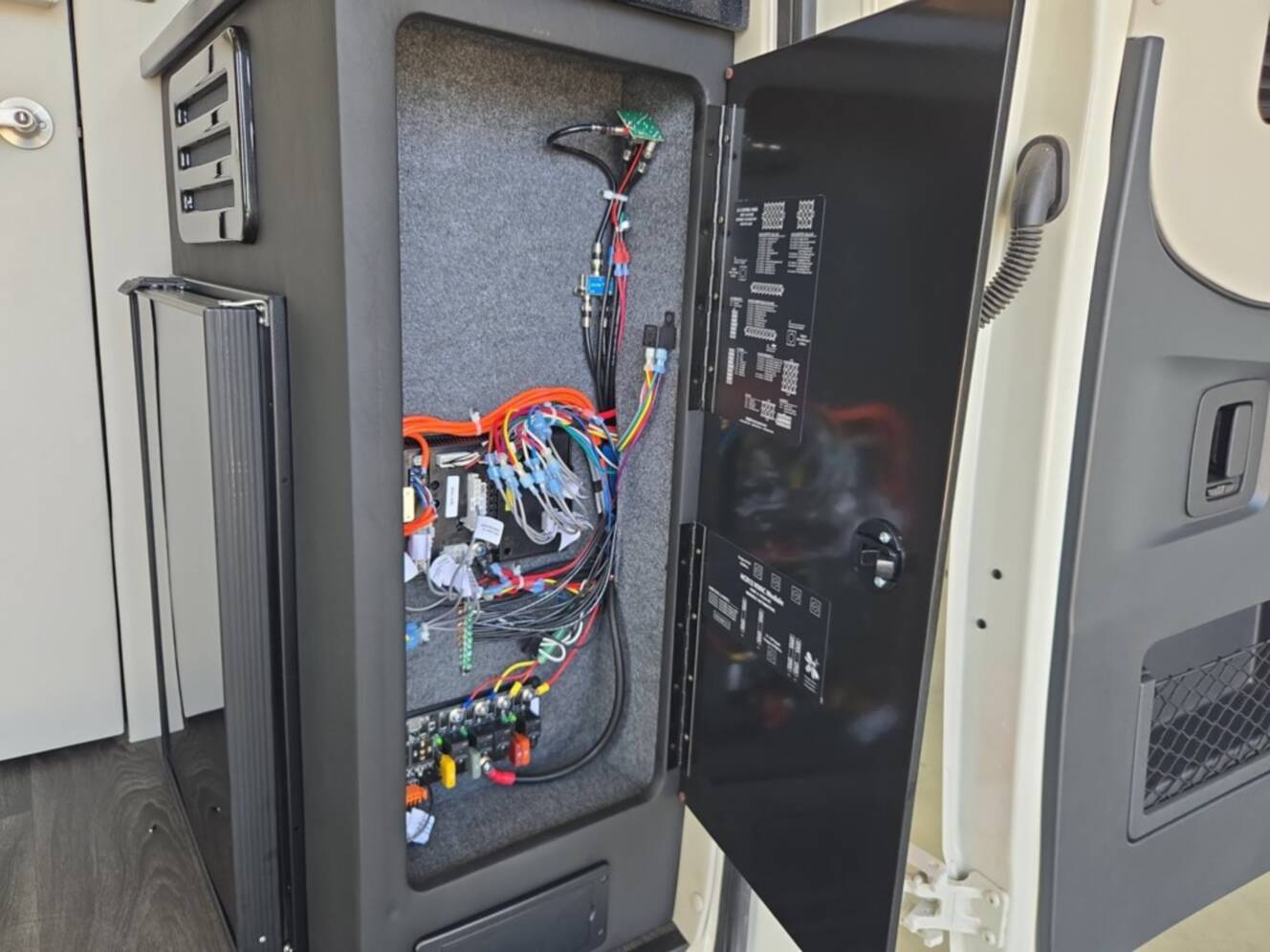 A photo of this 2027 Ultimate Toys COACH 170 STD