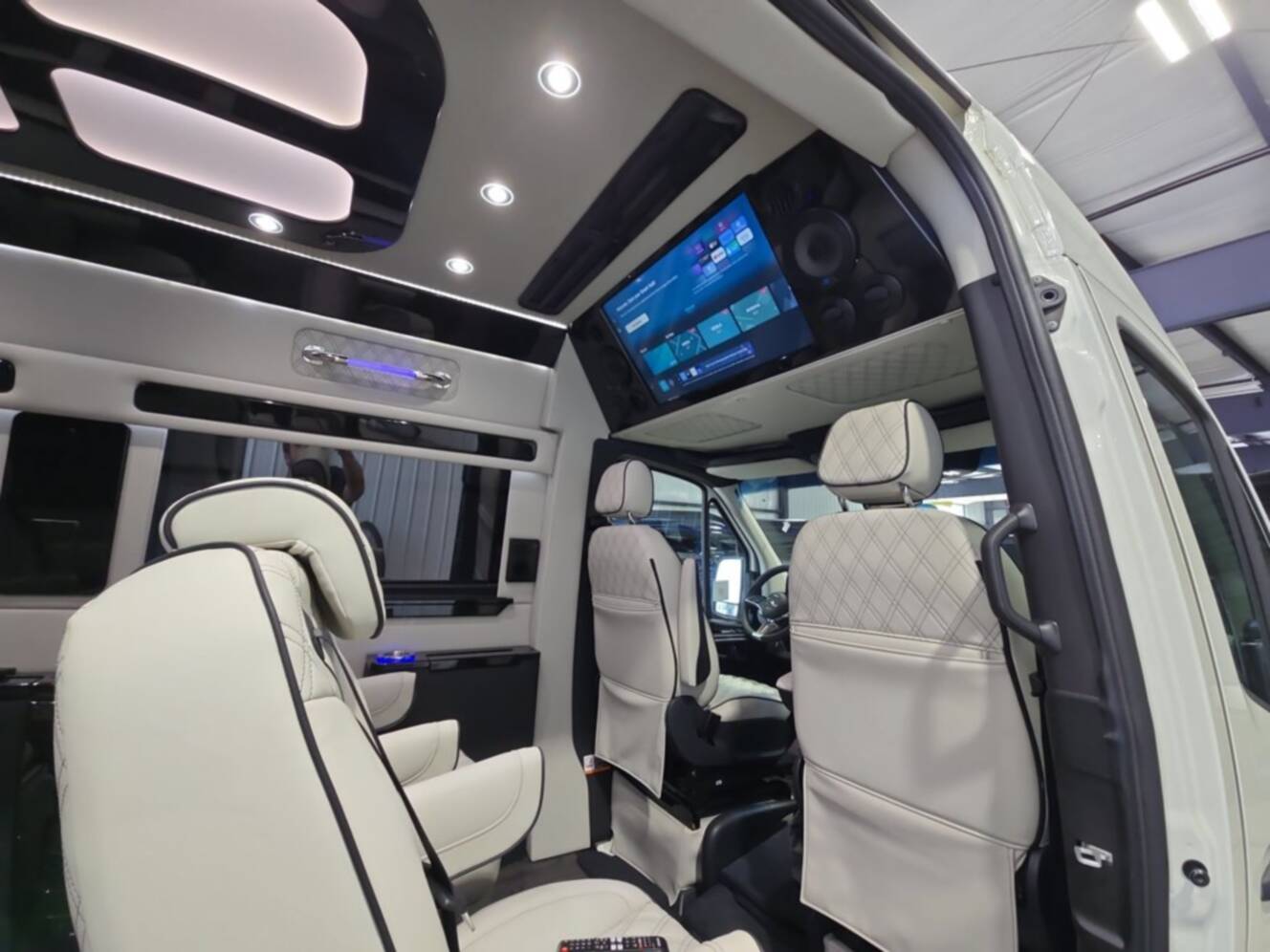A photo of this 2027 Ultimate Toys COACH 170 STD