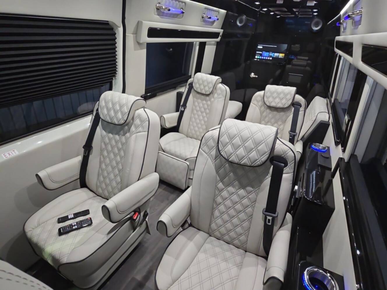 A photo of this 2027 Ultimate Toys COACH 170 STD