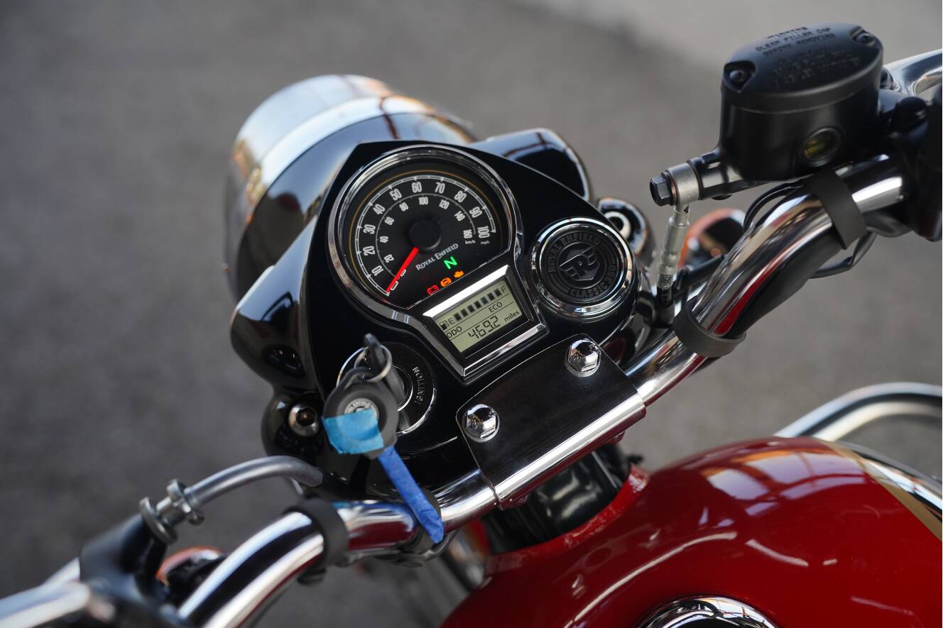 A photo of this 2024 Royal Enfield CLASSIC 350