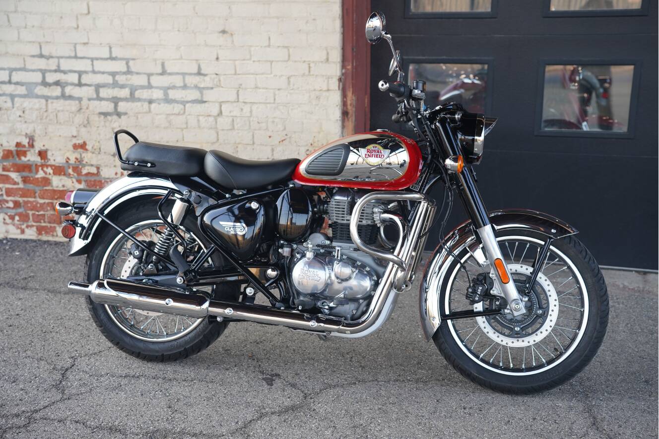 A photo of this 2024 Royal Enfield CLASSIC 350