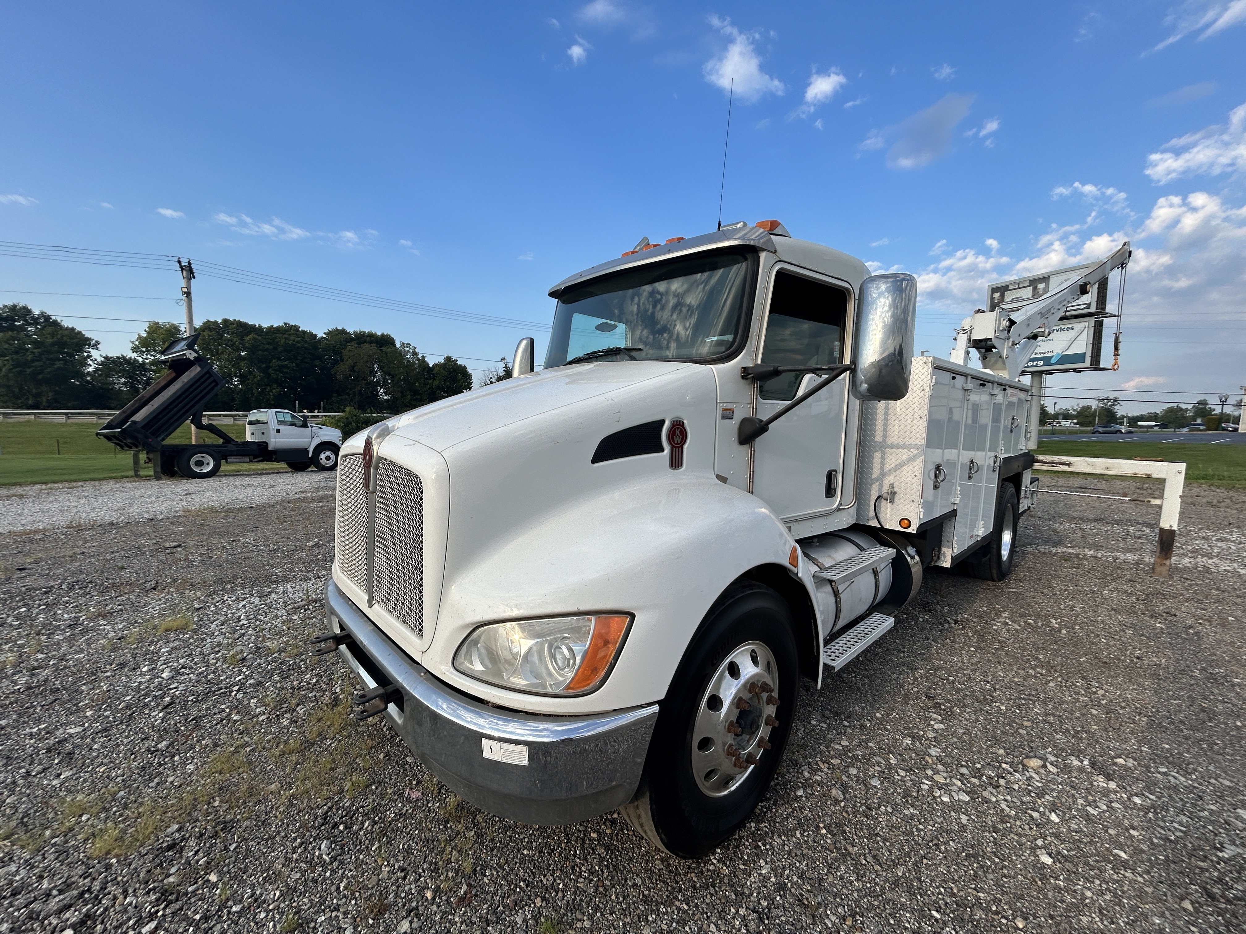 2013 KENWORTH T370 in Lancaster, OH