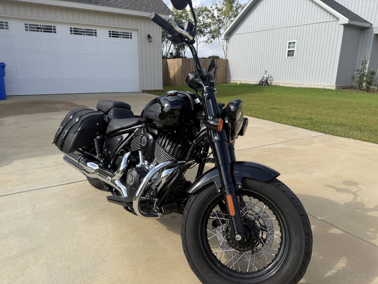 A photo of this 2022 Indian CHIEF BOBBER ABS