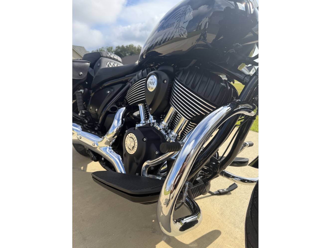 A photo of this 2022 Indian CHIEF BOBBER ABS