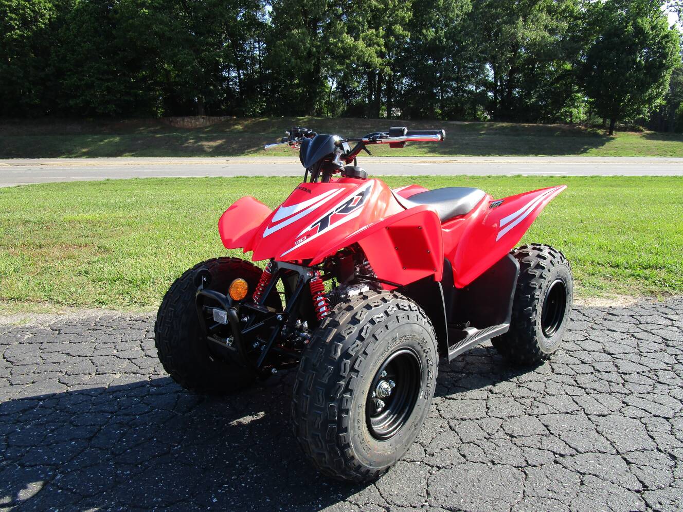 A photo of this 2026 Honda TRX90X