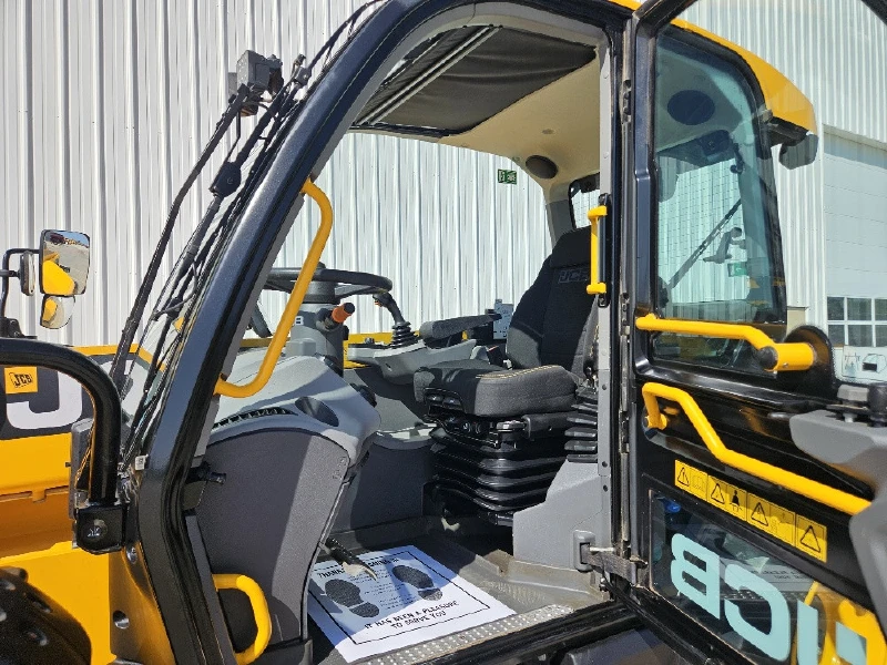 2024 JCB 542-70 Agri