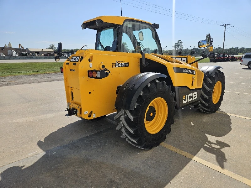 2024 JCB 542-70 Agri