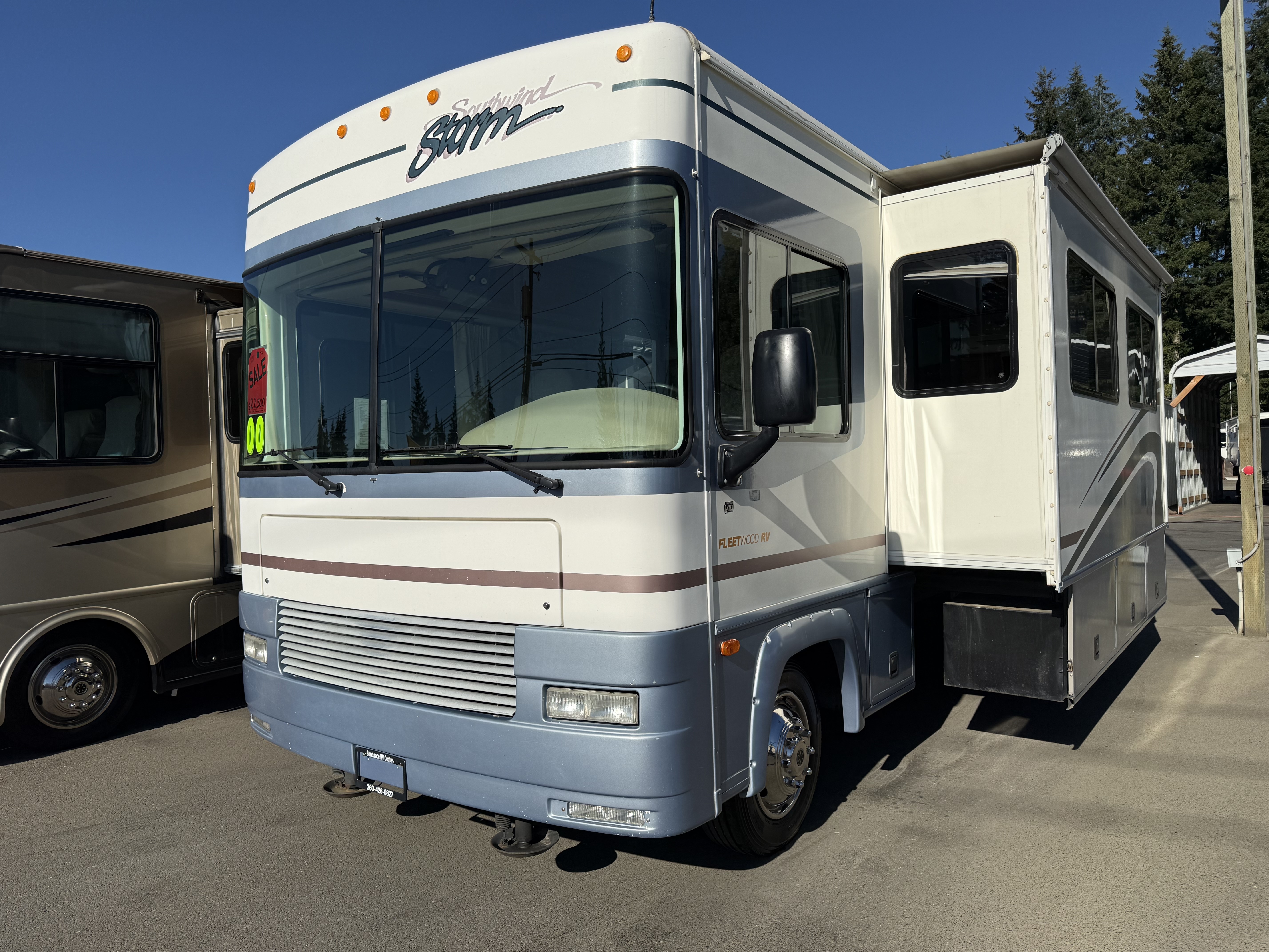 2000 Fleetwood STORM 34T in shelton WA