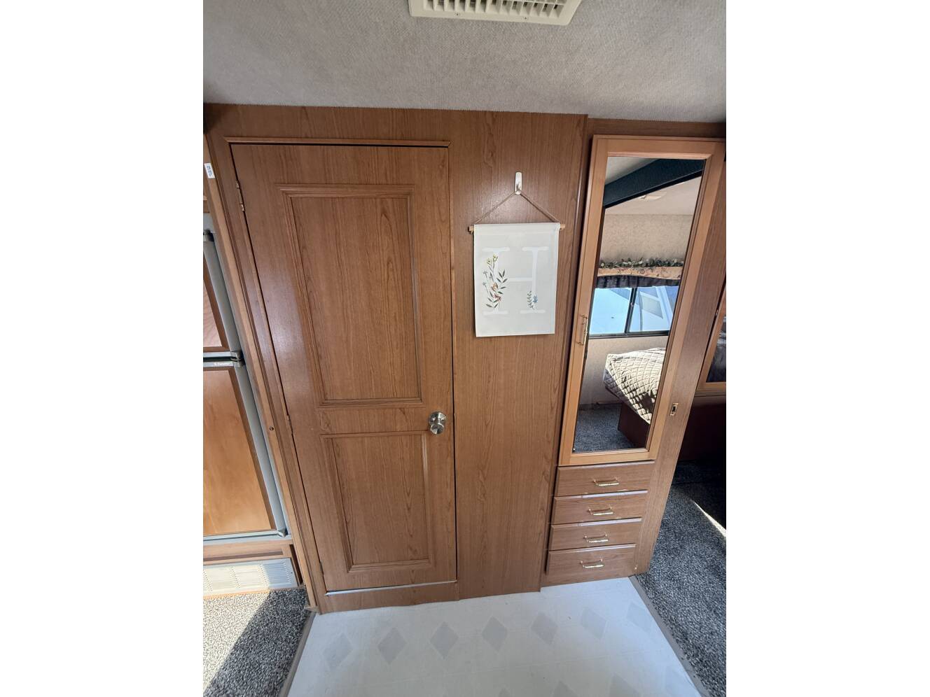 A photo of this 2000 Fleetwood STORM 34T