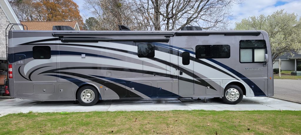 2019 Thor Motor Coach Palazzo 37.4 in murrells inlet SC