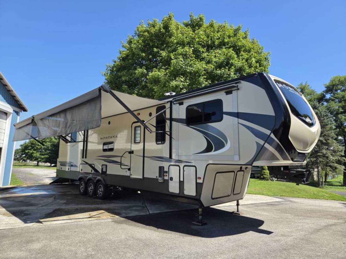 A photo of this 2019 Keystone Montana High Country 380TH