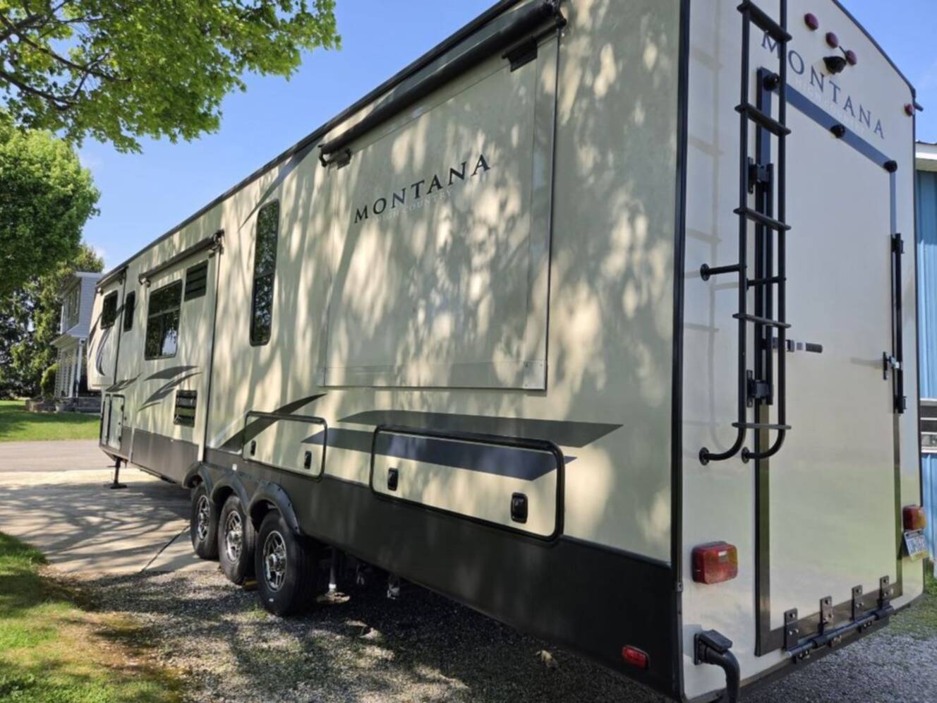 A photo of this 2019 Keystone Montana High Country 380TH