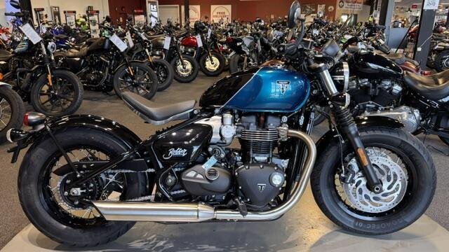 2026 Triumph BONNEVILE BOBBER in Boyertown, PA