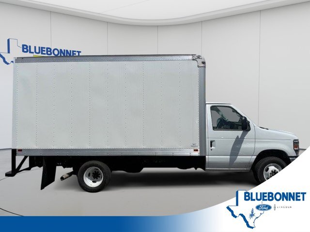 2027 FORD ECONOLINE in New Braunfels, TX