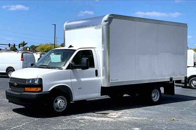 2025 CHEVROLET Express 3500 in Fort Myers, FL