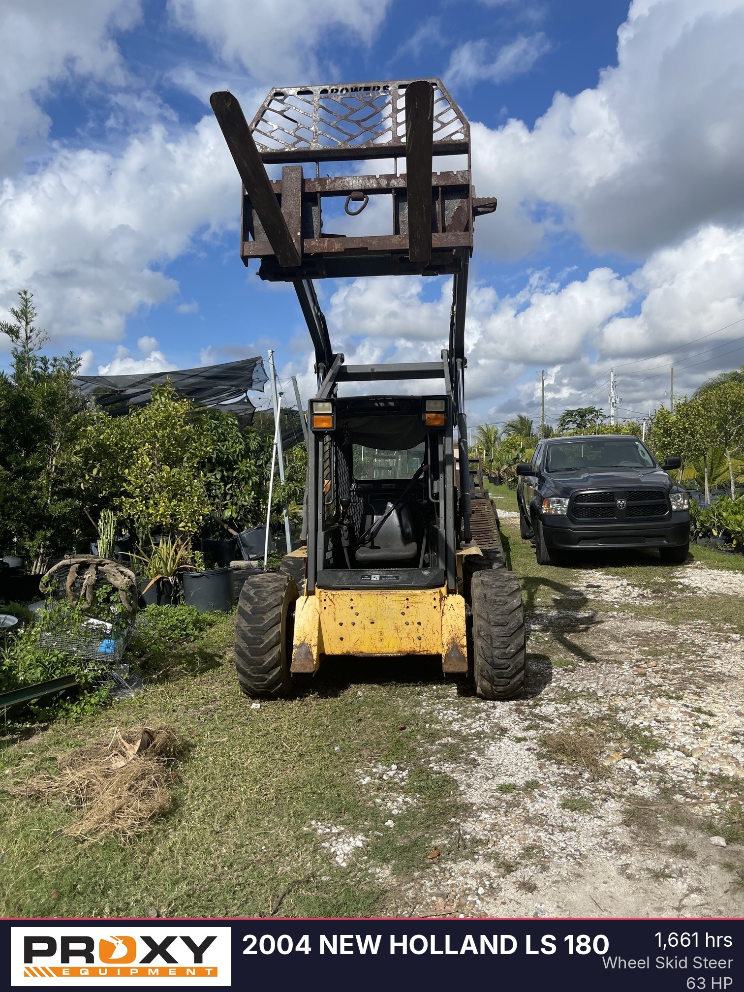 2004 NEW HOLLAND LS 180 in Miami, FL