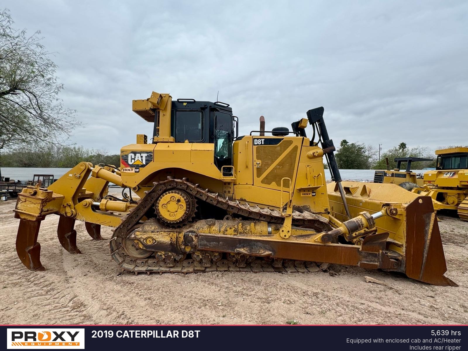 2019 CATERPILLAR D8T in Corpus Christi, TX