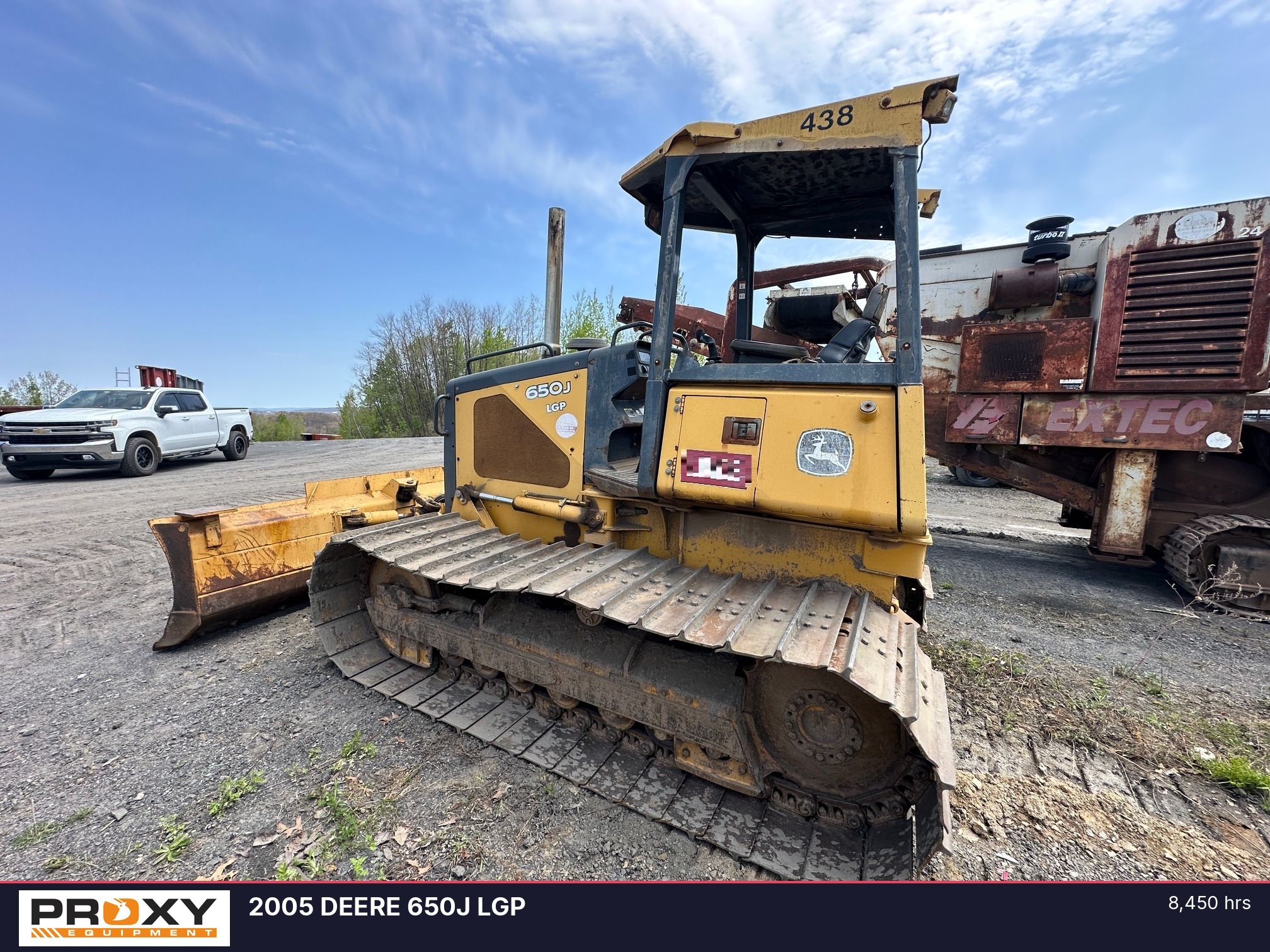 2005 DEERE 650J LGP in Wilkes-barre, PA