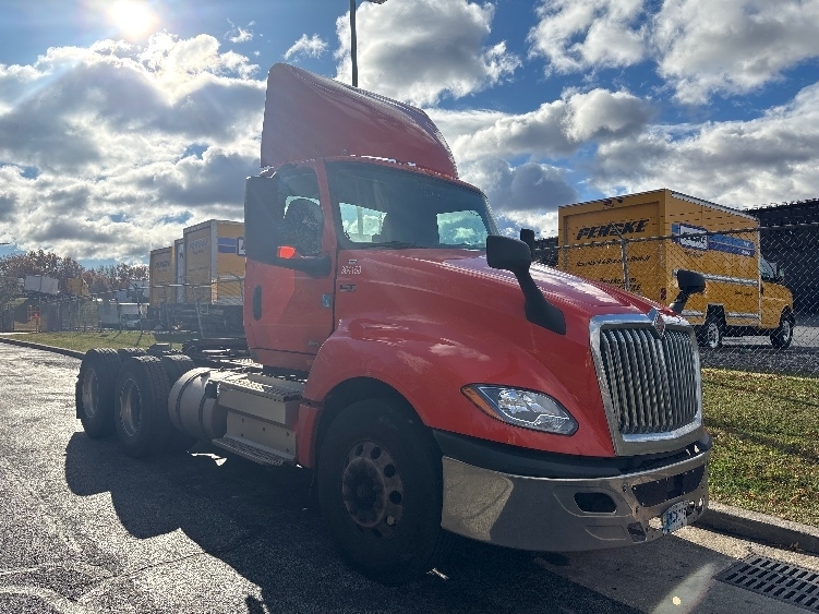2021 INTERNATIONAL LT625 in Montgomery, NY