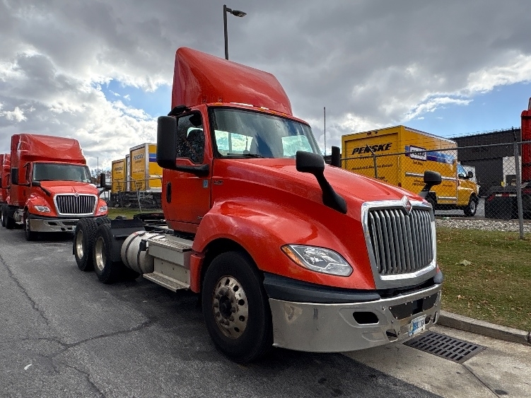 2021 INTERNATIONAL LT625 in Montgomery, NY