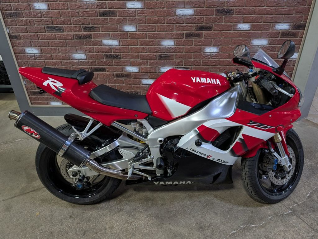 2000 Yamaha YZF-R1 R1 in Dimondale, MI