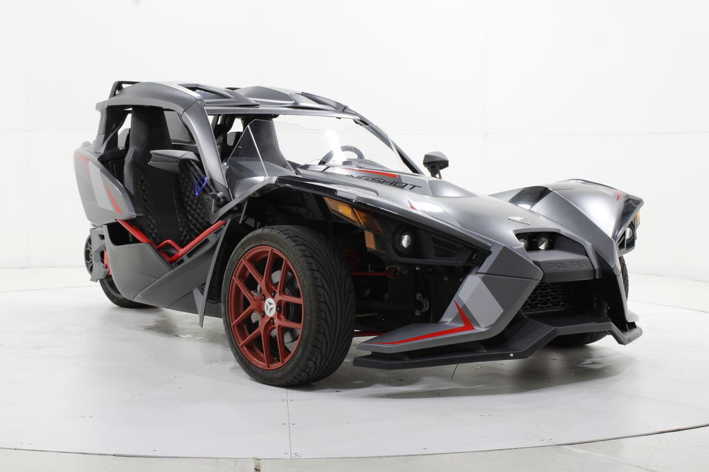 2018 Polaris SLINGSHOT SL Icon Daytona Yellow SLR in Concord, NC