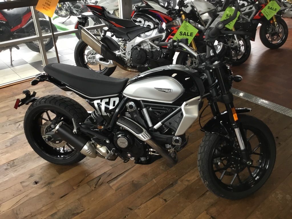 2023 Ducati Scrambler Next-Gen Icon Thrilling Black ICON in Charlotte, NC