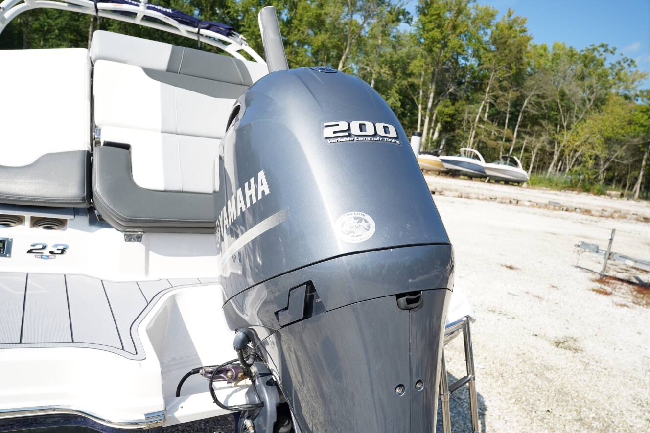 A photo of this 2023 Chaparral 23 SSI OB