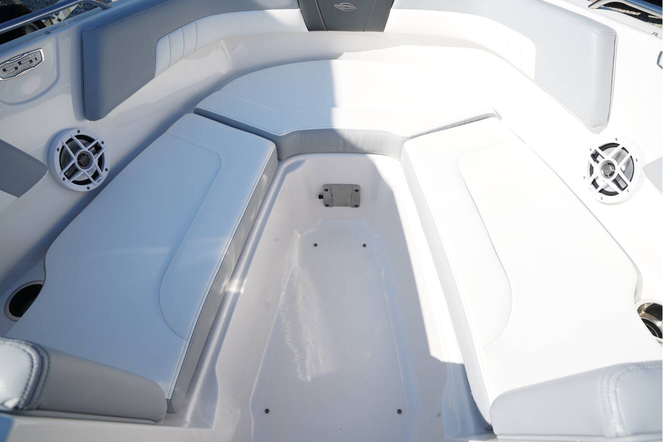 A photo of this 2023 Chaparral 23 SSI OB