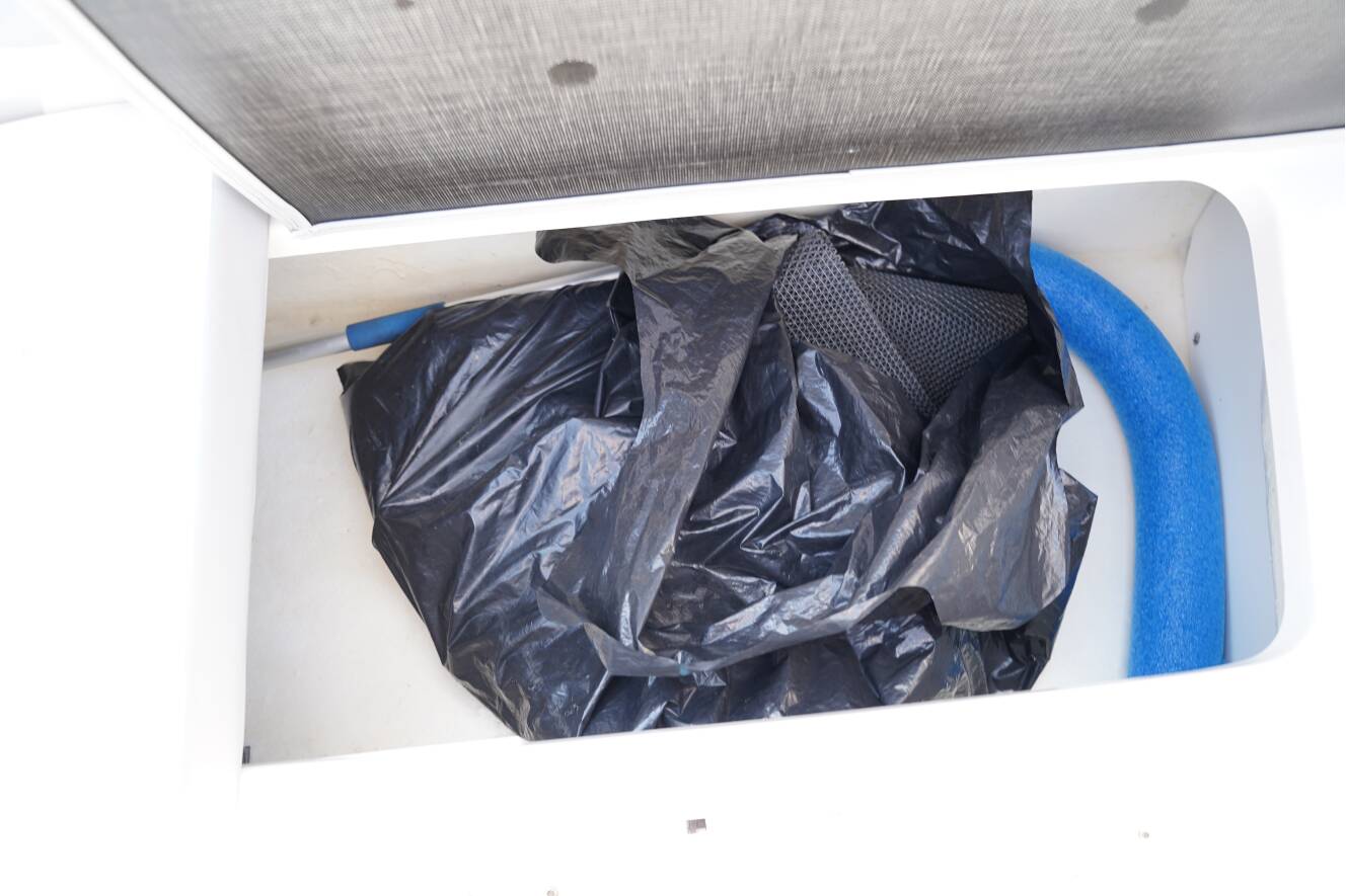 A photo of this 2023 Chaparral 23 SSI OB