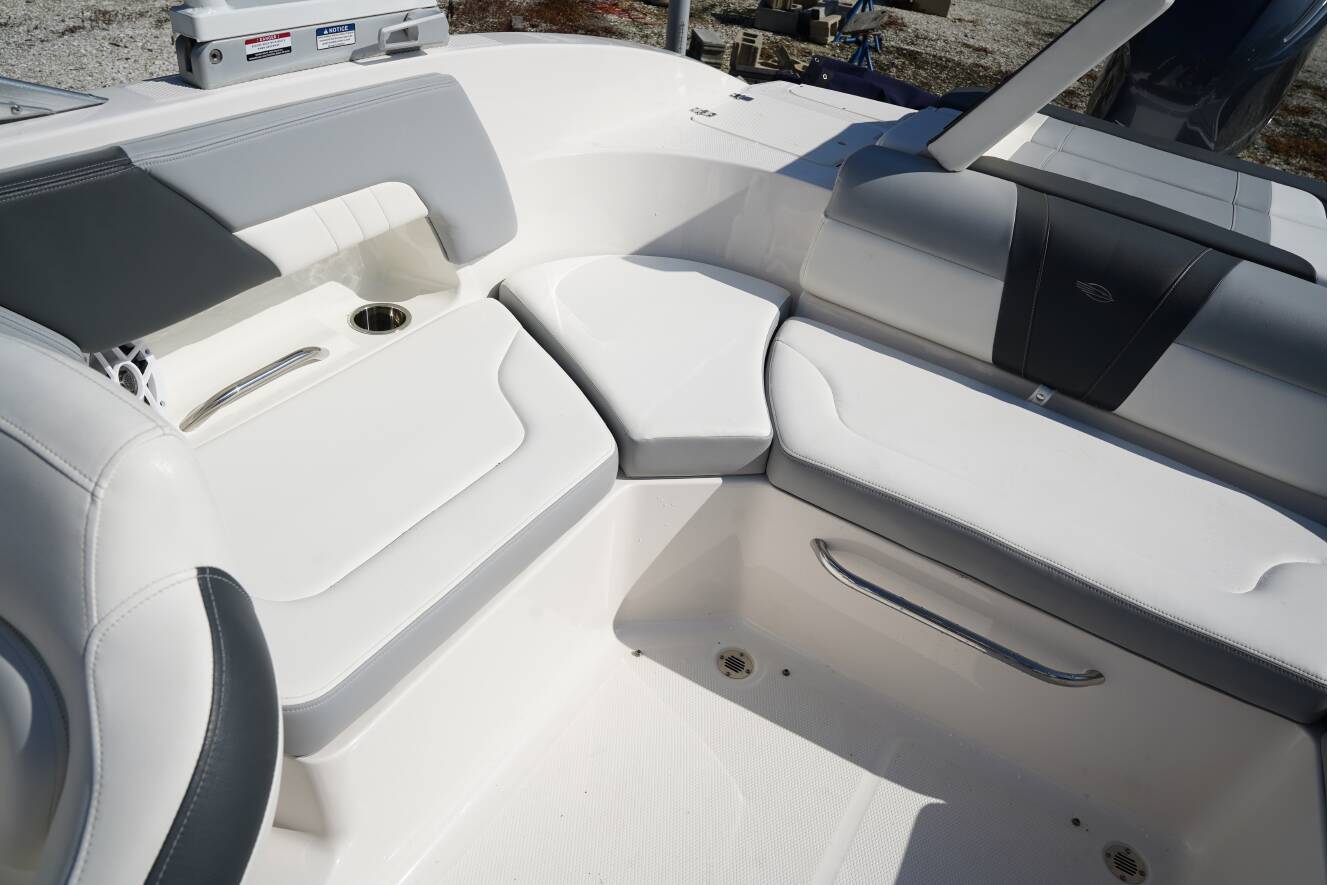 A photo of this 2023 Chaparral 23 SSI OB