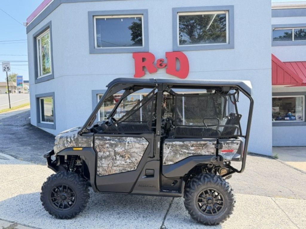 2026 Honda® Pioneer 1000-5 Deluxe in palmerton PA