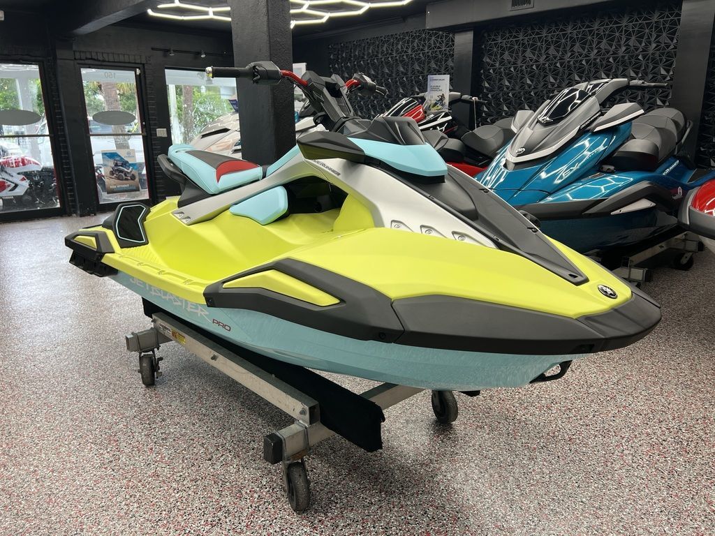2025 Yamaha Jetblaster PRO 3-Up in tequesta FL